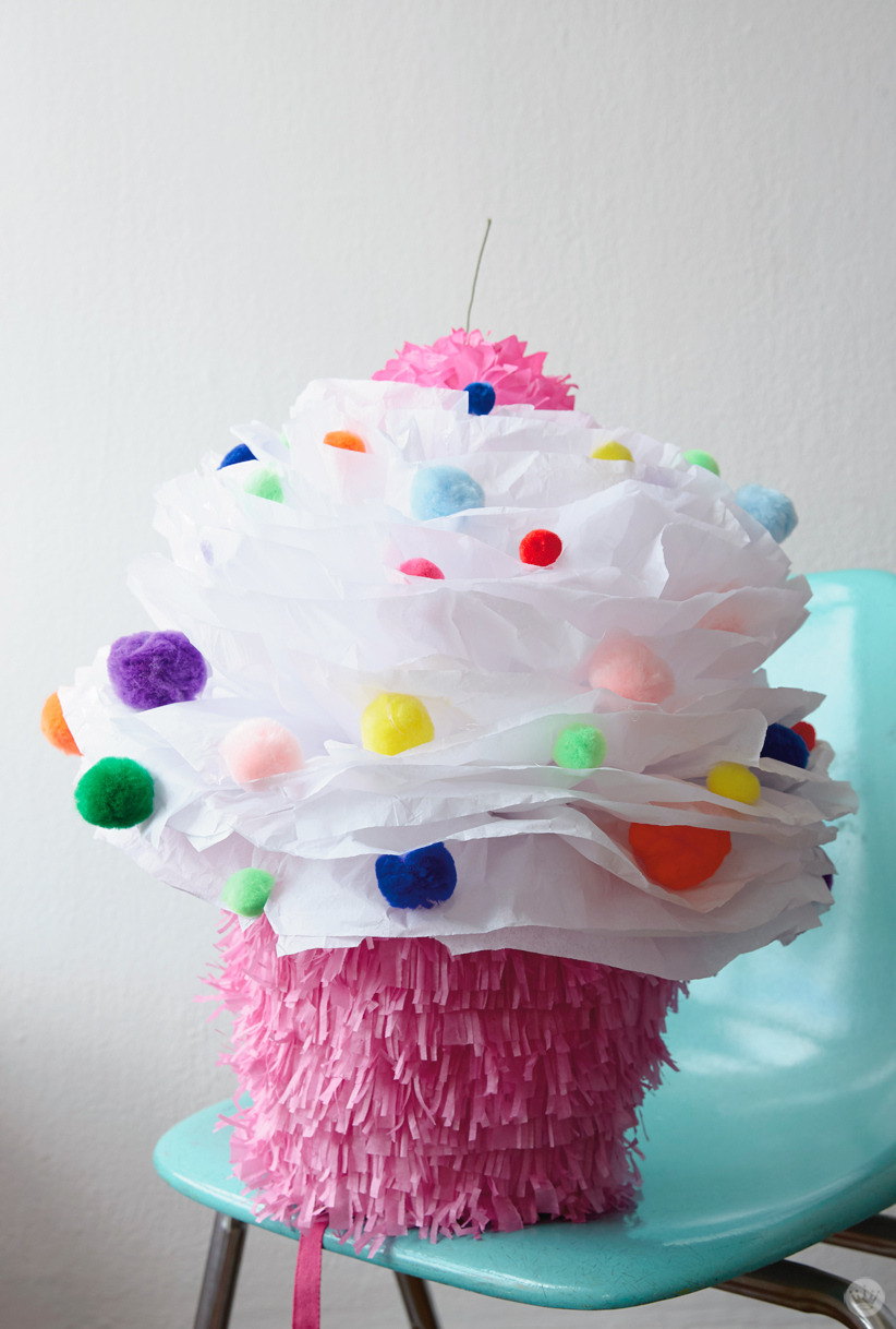 Easy DIY piñata pro tips (and #allthetrends) - Think.Make.Share.